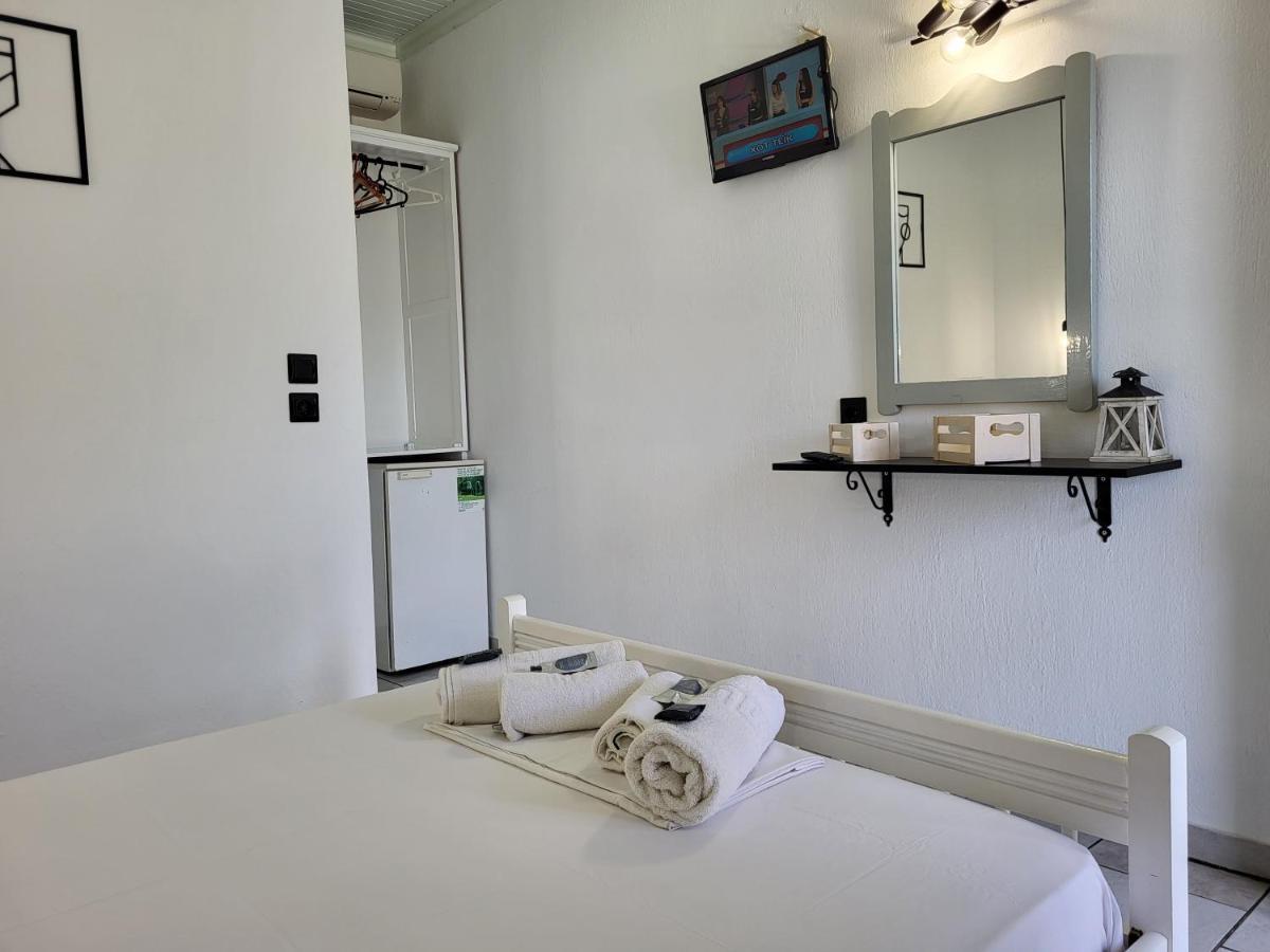 كوينيرا Aura Guest House المظهر الخارجي الصورة
