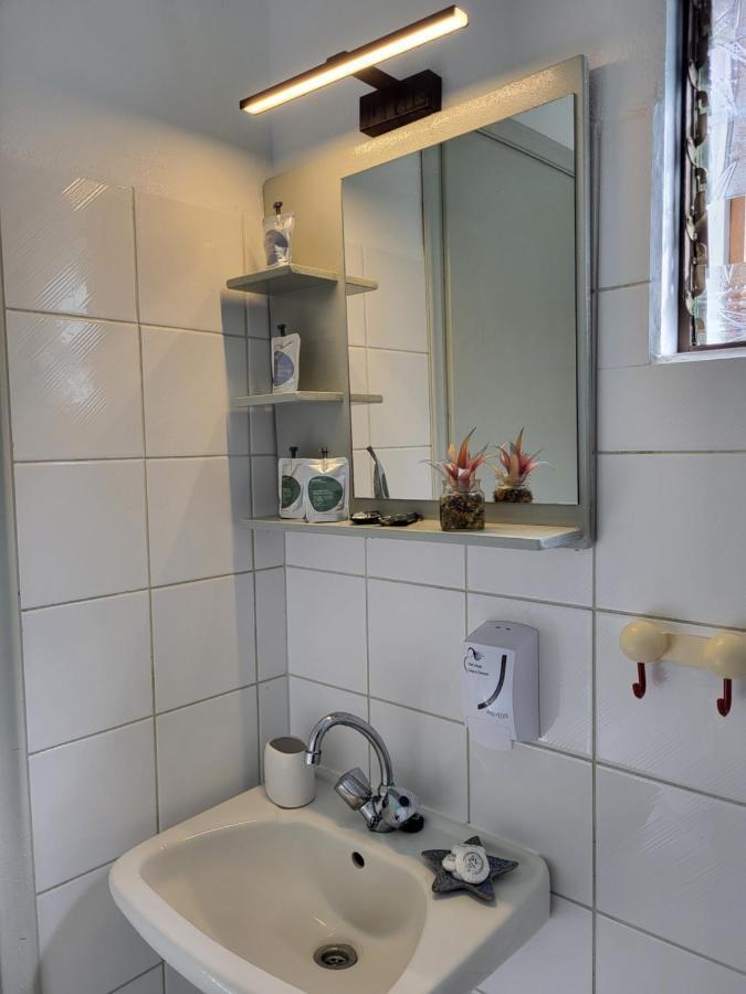 كوينيرا Aura Guest House المظهر الخارجي الصورة